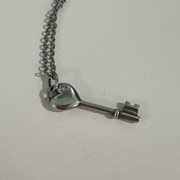 Tiffany & Co. Key heart charm - Picture 7 of 8